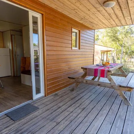 Confortable Avec Terrasse Pour 7 Personnes - Api-1-52-227 Camping