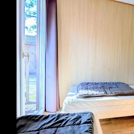 Camping Confortable Avec Terrasse Pour 7 Personnes - Api-1-52-227