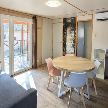 Confortable Avec Terrasse Pour 7 Personnes - Api-1-52-227
