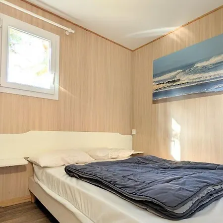 Confortable Avec Terrasse Pour 7 Personnes - Api-1-52-227 Camping *