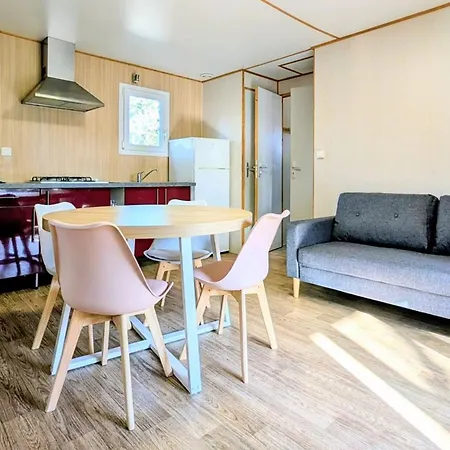 Confortable Avec Terrasse Pour 7 Personnes - Api-1-52-227 Camping
