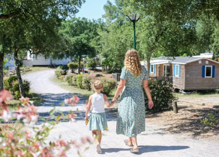 Confortable Avec Terrasse Pour 7 Personnes - Api-1-52-227